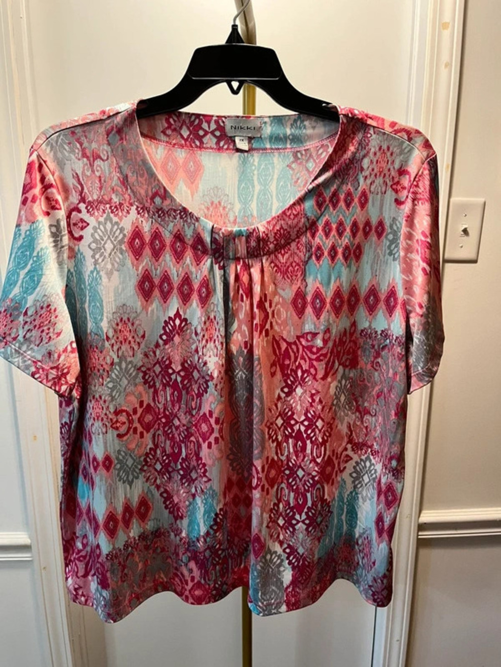 Nikki 2X super cute summer top